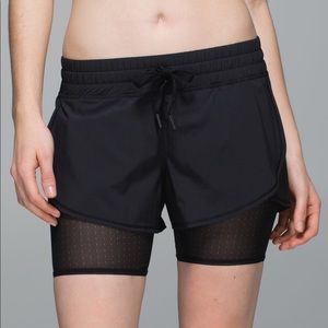 Lululemon Athletica Hot to Street Short